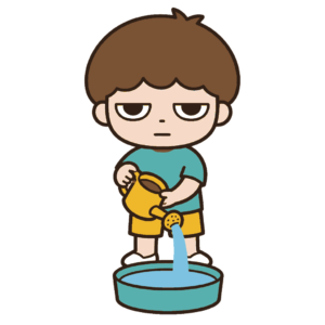 じょうろで水遊びをする子ども