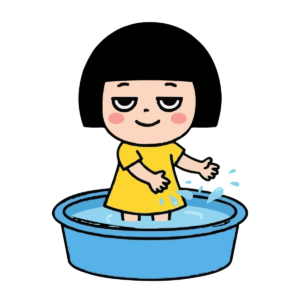 園児が水あそびしている